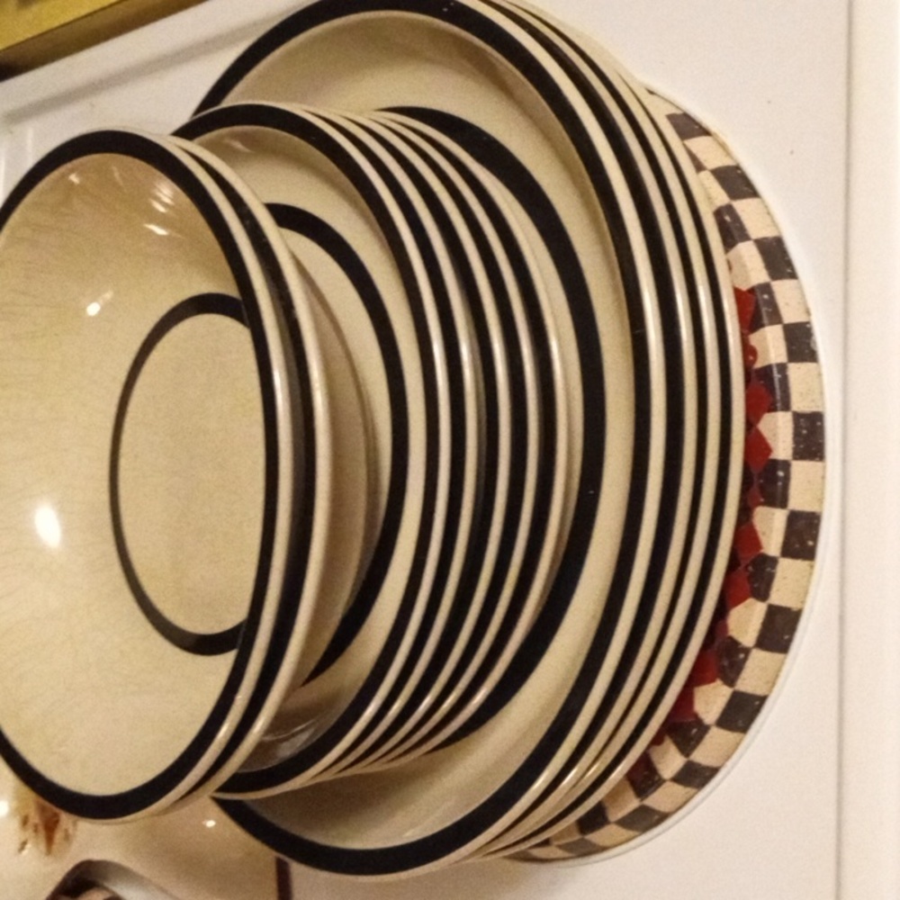 Dinner plates and bowls